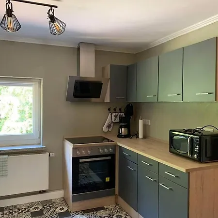 Holiday home Waldferienhaus Dunja Mit Whirlpool, Sauna U Garten