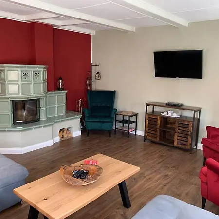 Holiday home Waldferienhaus Dunja Mit Whirlpool, Sauna U Garten *