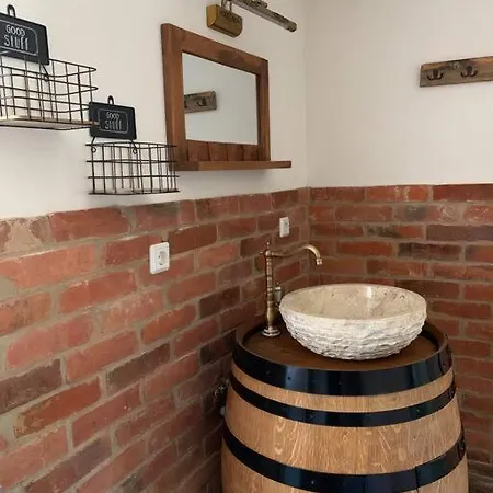 Wellness & Wirlpool-oase Am Wald - Waldferienhaus Dunja In Oybin بيت للعطل