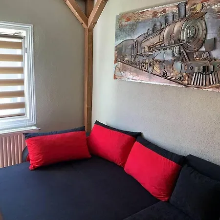 Waldferienhaus Dunja Mit Whirlpool, Sauna U Garten Holiday home